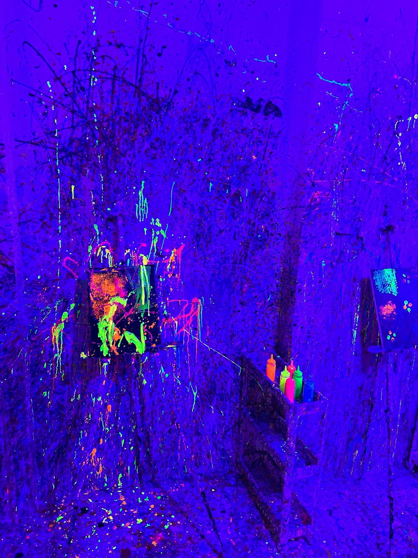 The Splatter Room - Neon Night (8+)