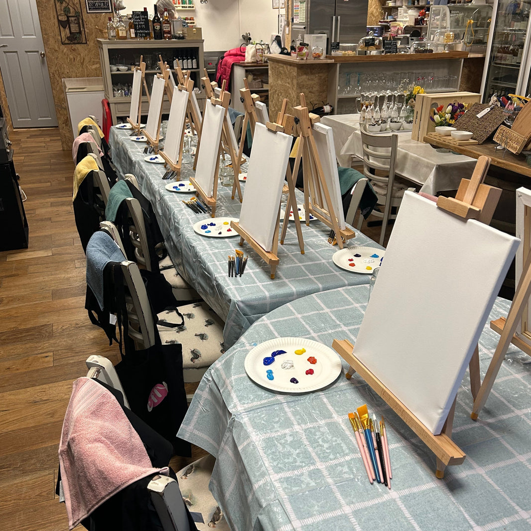 Paint Night Parties with Effy, Beginner Friendly Effy the artist